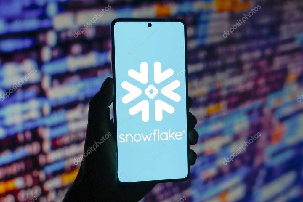 August 13, 2024, Paraguay. In this photo illustration, the Snowflake Inc. logo is displayed on a smartphone screen
