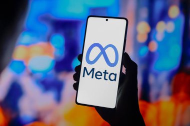 18 Ağustos 2024, Paraguay. Bu resimde, Meta Platformları, Inc. logosu akıllı telefon ekranında görüntülenir