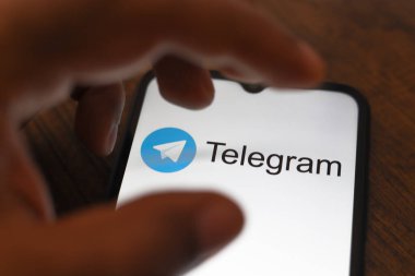 17 Ekim 2024, Portekiz. Bu resimde, Telegram logosu akıllı telefon ekranında görüntülenir