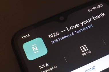 25 Ekim 2024, Brezilya. Bu fotoğraf illüstrasyonunda, N26 uygulamasının logosu akıllı telefon ekranında görüntülenir