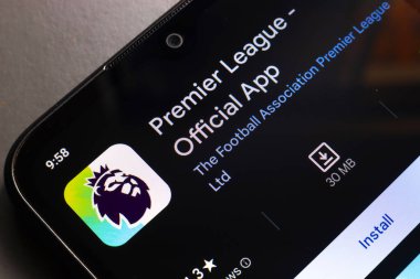 29 Ekim 2024, Portekiz. Bu resimde, Premier League uygulama logosu akıllı telefon ekranında görüntülenir