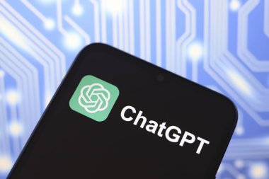 ChatGPT logosu 21 Kasım 2024 'te Reno, ABD' de bir akıllı telefonun ekranında sergilenmektedir.