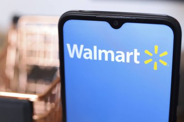 Walmart logosu 26 Kasım 2024 'te Reno, ABD' de bir akıllı telefonun ekranında göründü.