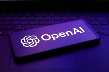OpenAI logosu 2 Aralık 2024 'te Reno, ABD' de bir akıllı telefonun ekranında göründü.