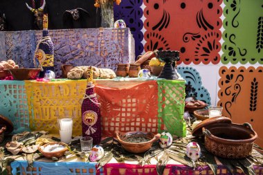 Ölülerin sunulduğu gün