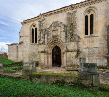 Santa Clara-a-Velha Harabeleri Manastırı - Coimbra, Portekiz