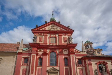 Prag Kalesinde Aziz George Bazilikası - Prag, Çek Cumhuriyeti