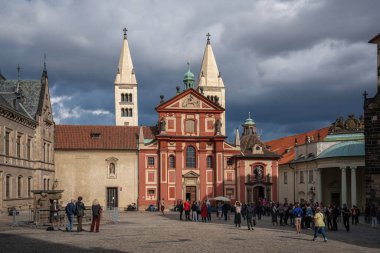 Prag Kalesinde Aziz George Bazilikası - Prag, Çek Cumhuriyeti