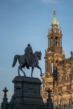 Saksonya Kralı Johann, Theaterplatz ve Katolik Katedral Kulesi - Dresden, Almanya