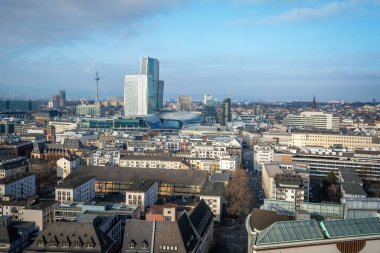 Frankfurt 'un MyZeil ve Europaturm - Frankfurt, Almanya