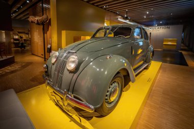 Frankfurt, Almanya - 24 Ocak 2020: Eski Otomobil Adler 2.5-litre (1937) Tarihi Müze İçişleri - Frankfurt, Almanya