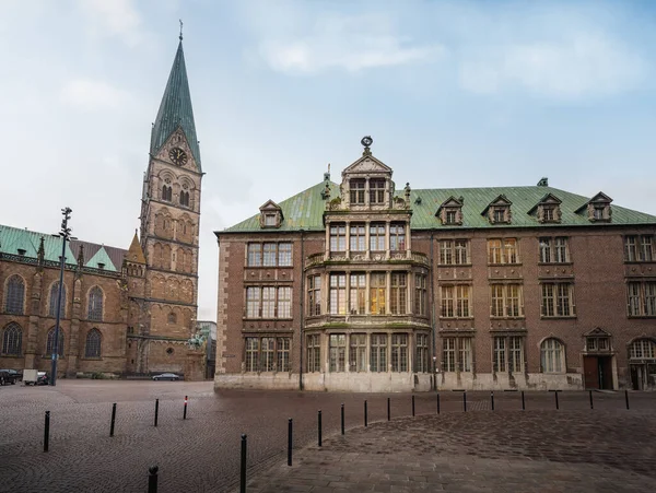 新市庁舎とブレーメン大聖堂 ドイツ ブレーメン — ストック写真