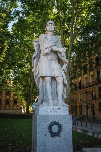 Madryt Hiszpania Czerwca 2019 Posąg Wilfreda Włochatego Wifredo Velloso Placu — Zdjęcie stockowe