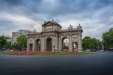 Puerta de Alcala - Madrid, İspanya