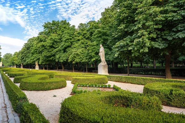 Paseo Argentina Met Spaanse Koningsbeelden Retiro Park Madrid Spanje — Stockfoto