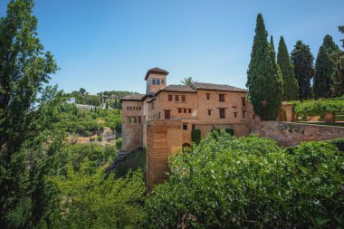 Granada, İspanya - 5 Haziran 2019: El Partal Alhambra - Granada, Endülüs, İspanya