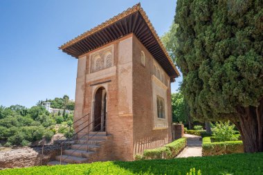 Granada, İspanya - 5 Haziran 2019: Alhambra El Partal Bölgesi - Granada, Endülüs, İspanya