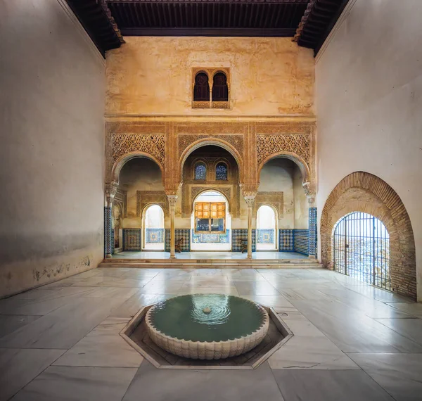 Granada Spanya Haziran 2019 Alhambra Nasrid Sarayı Ndaki Yaldızlı Oda — Stok fotoğraf