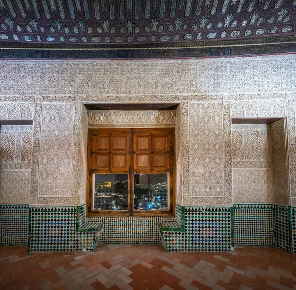 グラナダ スペイン 6月4 2019 アルハンブラのナストリッド宮殿での金色の部屋 Cuarto Dorado グラナダ アンダルシア スペイン — ストック写真