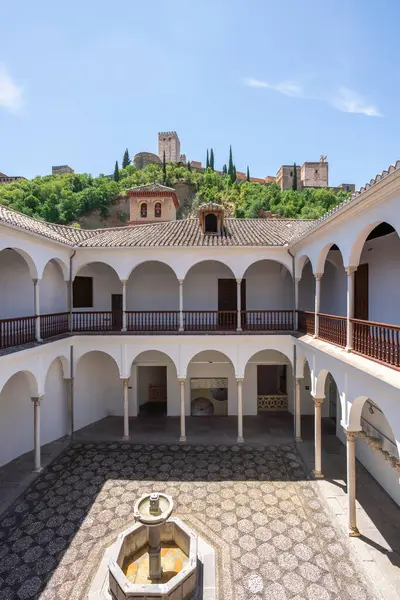 Granada Spanje Jun 2019 Binnenplaats Van Het Archeologisch Museum Van — Stockfoto