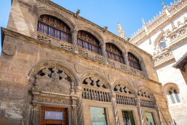 Granada, İspanya - 25 Mayıs 2019: Lonja de Mercaderes Katedral Kompleksi - Granada, Endülüs, İspanya