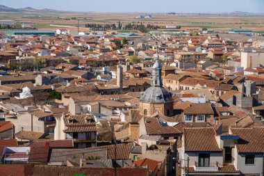 Veracruz Kilisesi 'nden İsa ve Espana Meydanı' ndan Consuegra, Castilla-La Mancha, İspanya