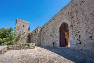 Santa Catalina ve Watchtower 'ın girişi Jaen, İspanya