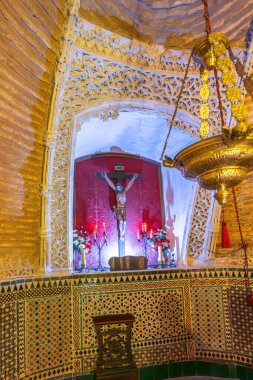 Jaen, İspanya - 1 Haziran 2019: San Lorenzo Arch Interior Kilisesi - Jaen, İspanya