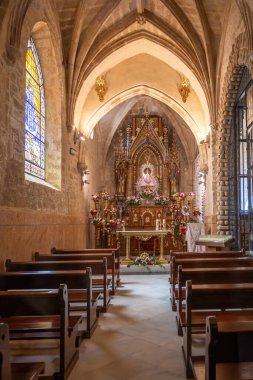 Ubeda, İspanya - 2 Haziran 2019: Basilica de Santa Maria de los Reales Alcazares 'deki Guadalupe Kilisesi Leydimiz - Ubeda, Jaen, İspanya