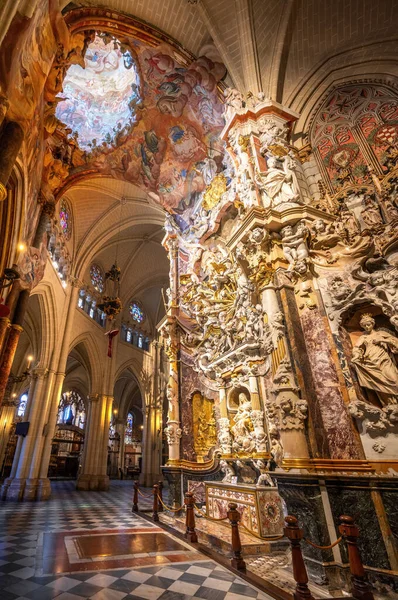 Toledo Spanya Mart 2019 Toledo Katedrali Çişleri Ndeki Transparente Sunağı — Stok fotoğraf