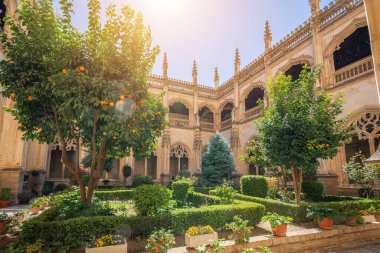 Toledo, İspanya - 27 Mart 2019 San Juan de los Reyes Manastırı Manastırı - Toledo, İspanya