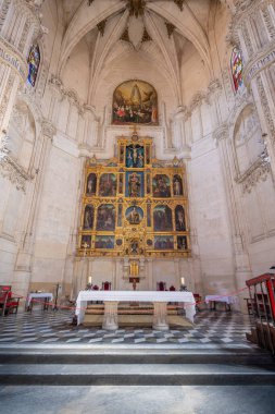 Toledo, İspanya - 27 Mart 2019: San Juan de los Reyes Manastırı Kilise Sunağı - Toledo, İspanya