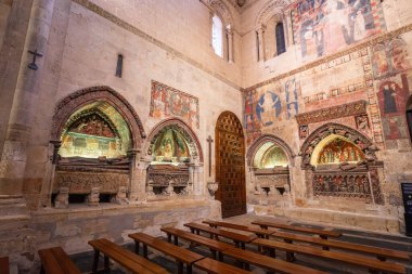 Salamanca, İspanya - 16 Mart 2019: Salamanca İçişleri Eski Katedrali 'nde Şapeller ve Sepulchres - Salamanca, İspanya