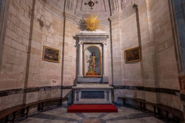 Cadiz, İspanya - 9 Nisan 2019: Cadiz Katedrali 'nde San Servatius Şapeli (San Servando) - Cadiz, Endülüs, İspanya
