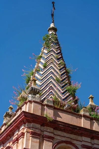 Santa Maria de la Mesa Kilise Kulesi - Zahara de la Sierra, Endülüs, İspanya