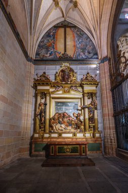 Segovia, İspanya - 14 Aralık 2019: Segovia Katedrali 'ndeki Pieta Şapeli (La Piedad) - Segovia, İspanya