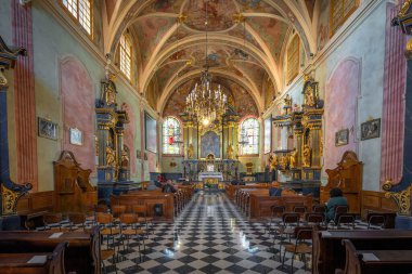 Krakow, Polonya - 27 Ekim 2019: St. Barbara Kilisesi İçişleri - Krakow, Polonya