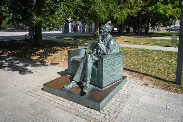 Varsavia Polonia Agosto 2019 Jan Karski Bench Statue Varsavia Polonia — Foto Stock