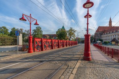 Wyspa Piasek Adası 'ndaki Kum Köprüsü - Wroclaw, Polonya