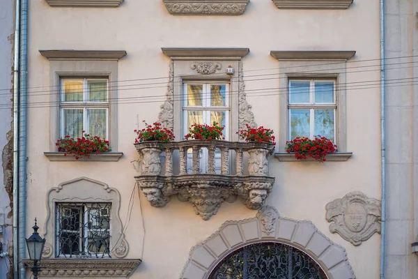 Balcon Avec Des Fleurs Vieille Ville Lviv Lviv Ukraine — Photo