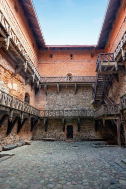 Trakai, Litvanya - 24 Temmuz 2019: Trakai Adası Kalesi - Trakai, Litvanya