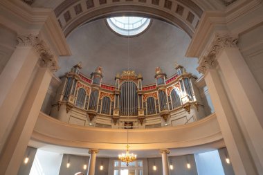 Helsinki, Finlandiya - 30 Haziran 2019: Helsinki Katedrali İçişleri 'nden Pipe Organ - Helsinki, Finlandiya