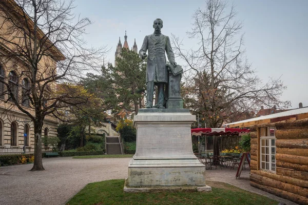 Lausanne Switzerland Dec 2019 Louis Ruchonnet Statue Alfred Lanz Lausanne — Stock Photo, Image