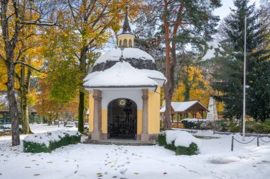 Bergisel 'deki Haç Şapeli (Kreuzkapelle) Innsbruck, Avusturya