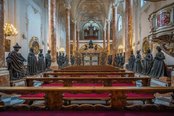 Innsbruck Áustria Novembro 2019 Imperador Maximilian Cenotaph Hofkirche Igreja Corte — Fotografia de Stock