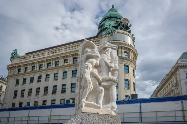 Wien Österreich Oktober 2019 Tor Der Gewalt Skulptur Teil Des — Stockfoto