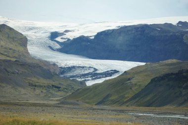 Yazın İzlanda 'da Solheimajokull buzulu