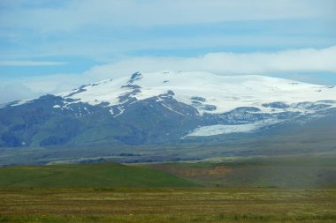 Yazın İzlanda 'da Solheimajokull buzulu