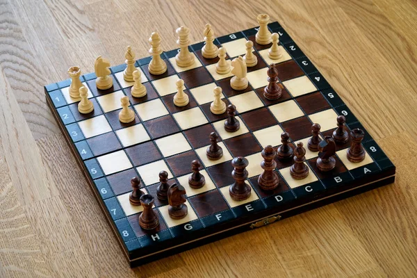 Černobílé Šachové Figurky Desce Pohled Shora — Stock fotografie