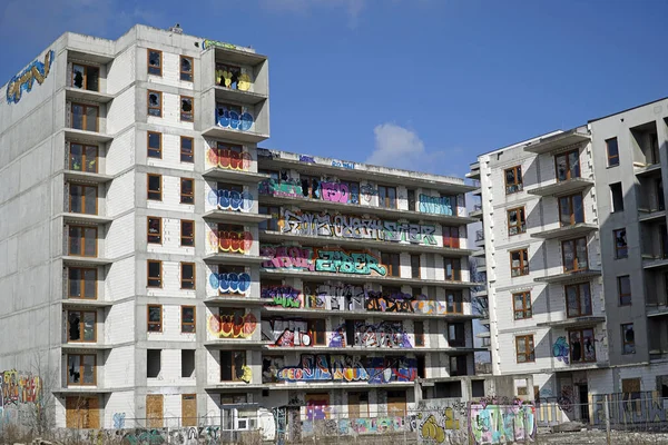 Varsavia Polonia Marzo 2023 Edificio Residenziale Incompiuto Coperto Graffiti Progetto — Foto Stock